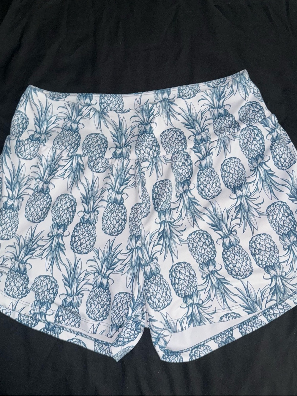 Love Fitness Athletic Shorts size Large